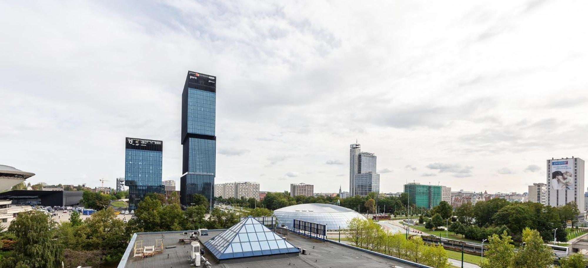 Million Dollar View On Spodek, Mck And Ktw By Kobiela Apartments คาโตวีตเซ ภายนอก รูปภาพ