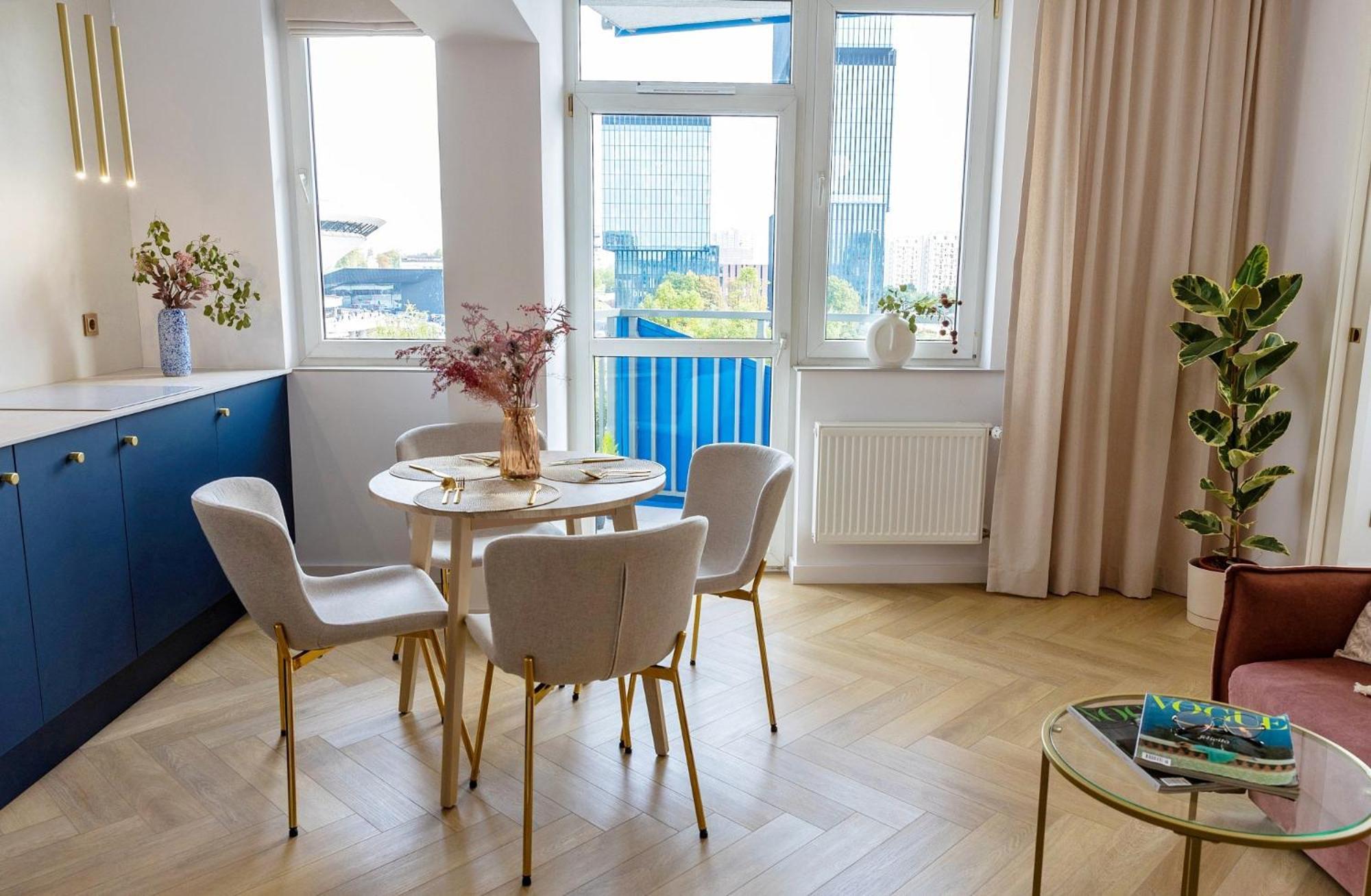 Million Dollar View On Spodek, Mck And Ktw By Kobiela Apartments คาโตวีตเซ ภายนอก รูปภาพ